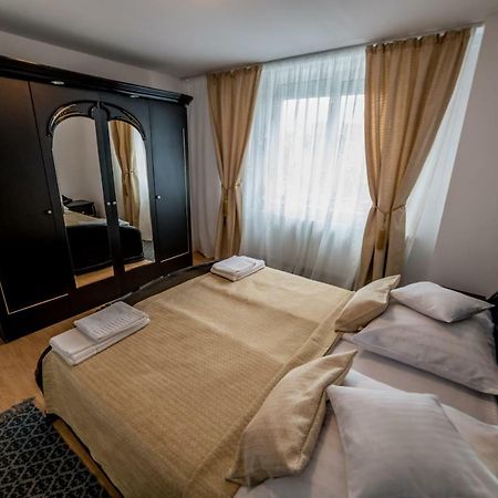 Apartament Sorina Maria Apartment Deva Ngoại thất bức ảnh