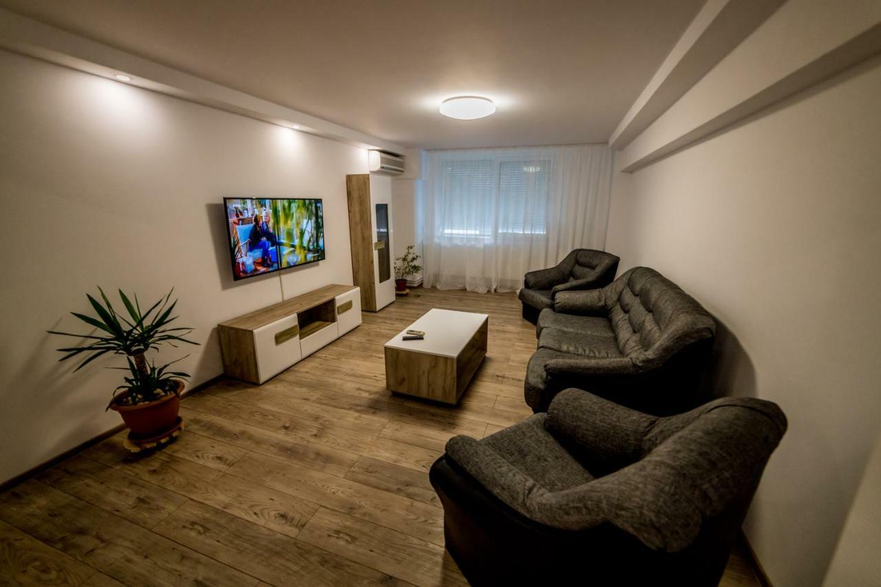 Apartament Sorina Maria Apartment Deva Ngoại thất bức ảnh