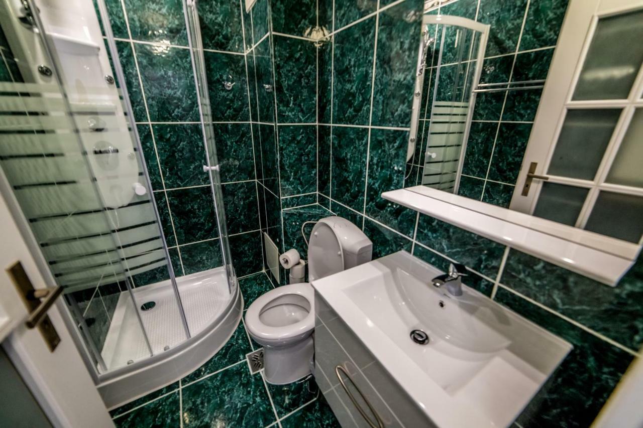 Apartament Sorina Maria Apartment Deva Ngoại thất bức ảnh