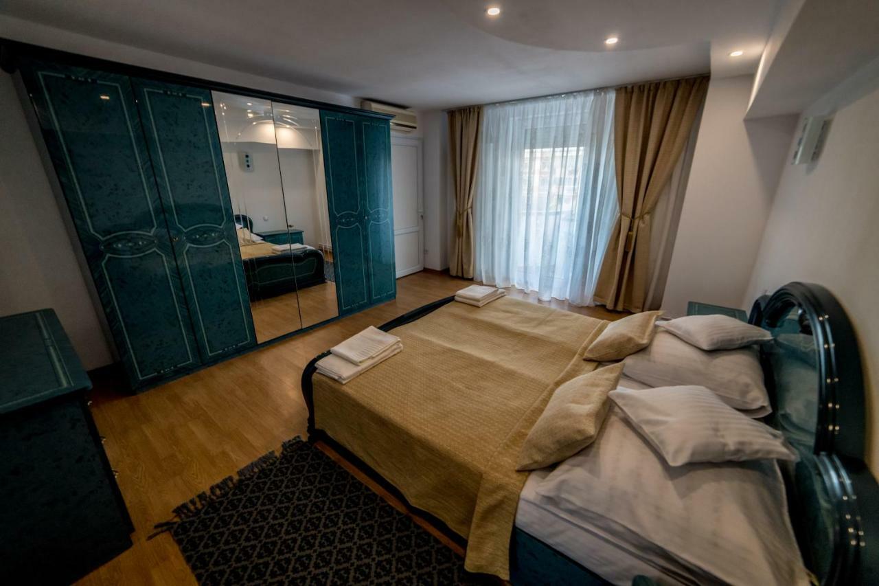Apartament Sorina Maria Apartment Deva Ngoại thất bức ảnh